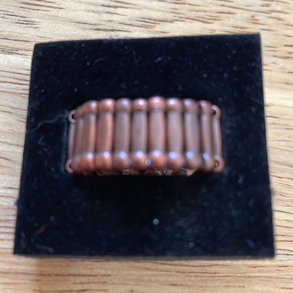 Ring - Picture 3 of 4
